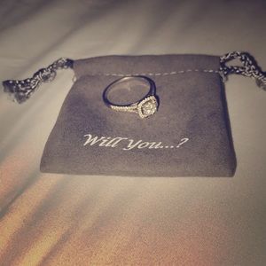 Zales Ring 10k white gold